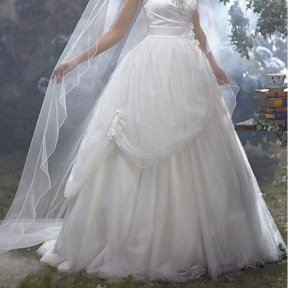 Alfred Angelo Disney Fairytale Belle 235 sz 14 - Picture 10 of 15